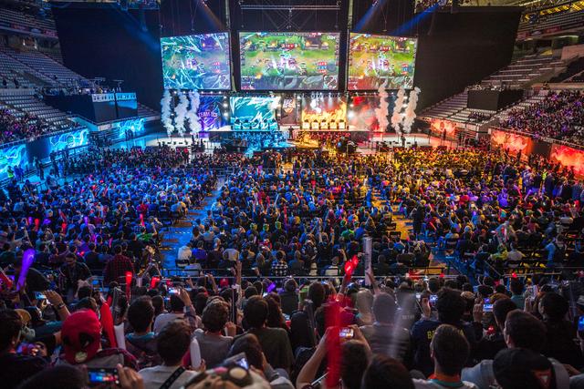 Mouz 在2025年StarLadder布达佩斯Major的季后赛中被FaZe淘汰，未能赢得一张地图