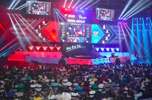 英雄联盟比赛：S10世界赛LPL四支出征队伍均已公布征战名单！